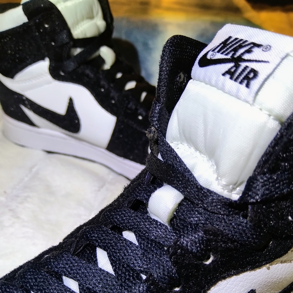 *NWOT* Nike (Wmns)AIR JORDAN 1 High OG"Twist".... - Picture 8 of 10